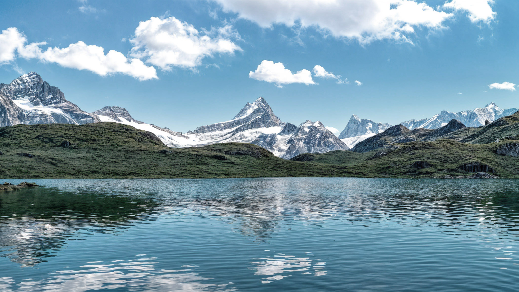 Bachalpsee_mit_Schreckhorn-2